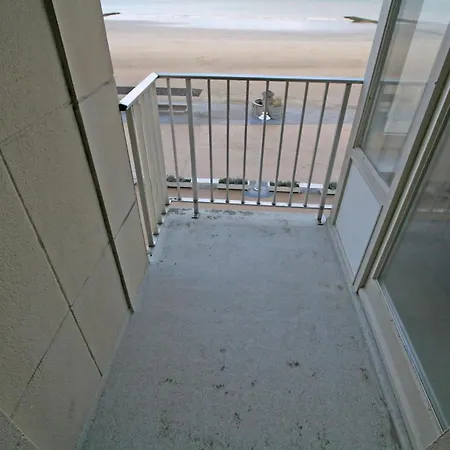 דירה Yperlee 0301 *